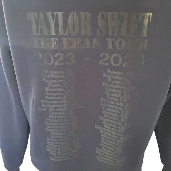 Taylor Swift The Eras Tour 2023-2024 Crewneck Sweatshirt L Navy Made In Egypt - Picture 4 of 6